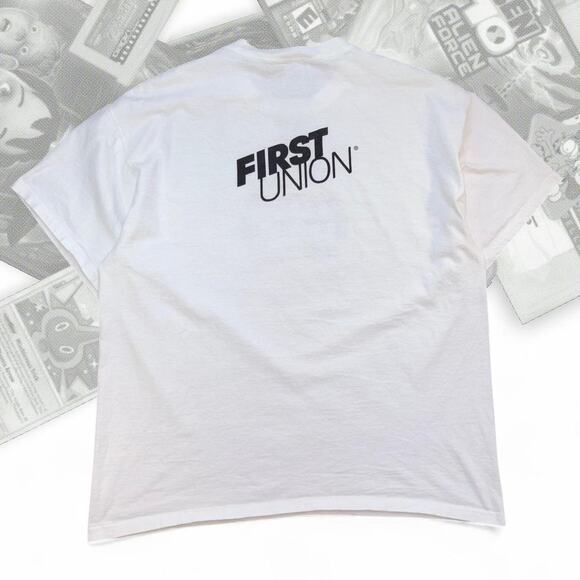 White Vintage NBA Charlotte Hornets Vs Cleveland Cavaliers Graphic Tee - Picture 3 of 6